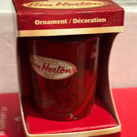 Tim Horton travel mug collector - Picture 1 of 2